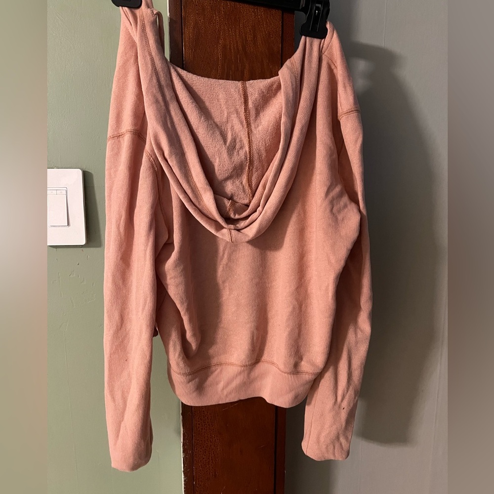 Light weight sweatshirt